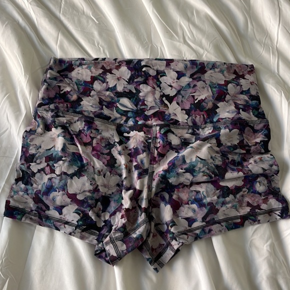 Lululemon Bundle - Picture 6 of 15